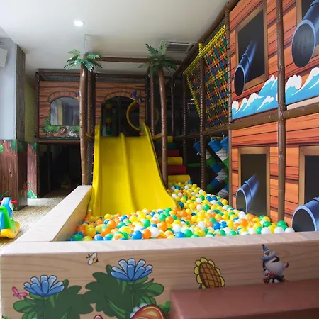 Olympland فندق